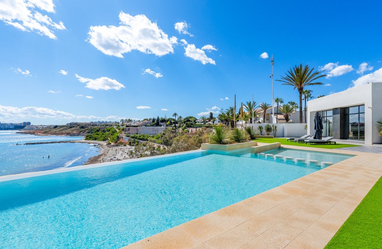 Használt ingatlanok - Villa -
Orihuela - Cabo Roig
