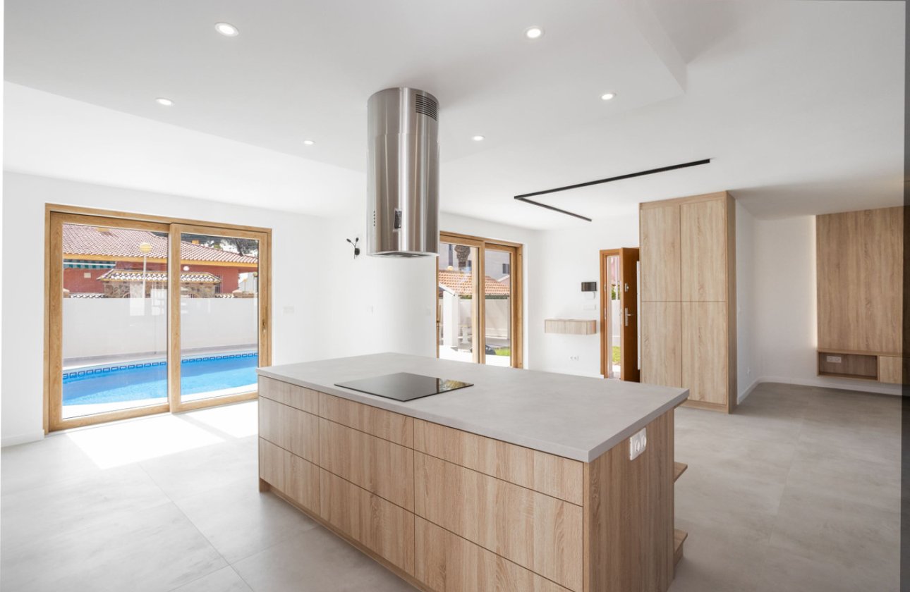 Használt ingatlanok - Villa -
Orihuela - Cabo Roig