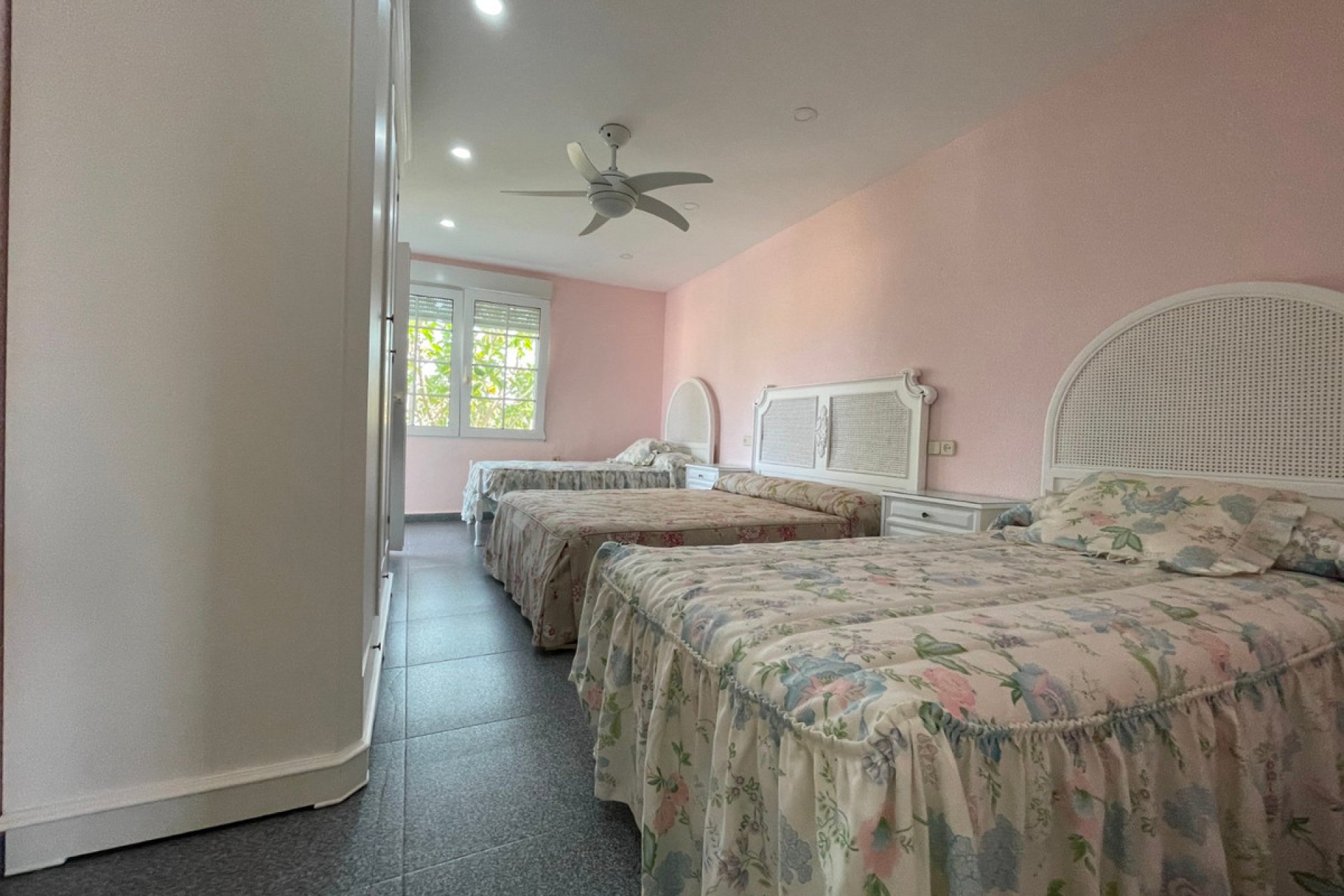 Használt ingatlanok - Villa -
Orihuela - Cabo Roig