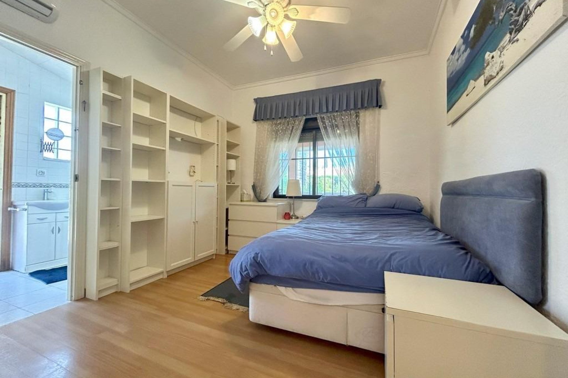 Használt ingatlanok - Villa -
Orihuela - Cabo Roig