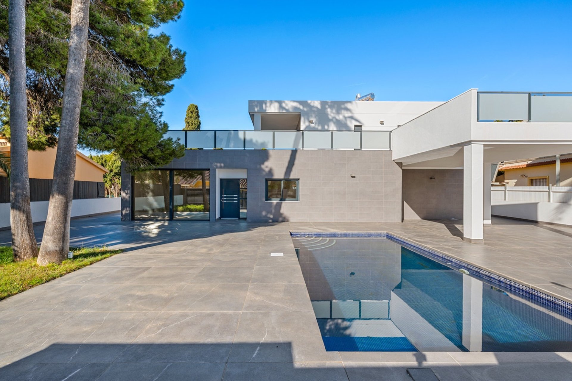 Használt ingatlanok - Villa -
Orihuela - Campoamor