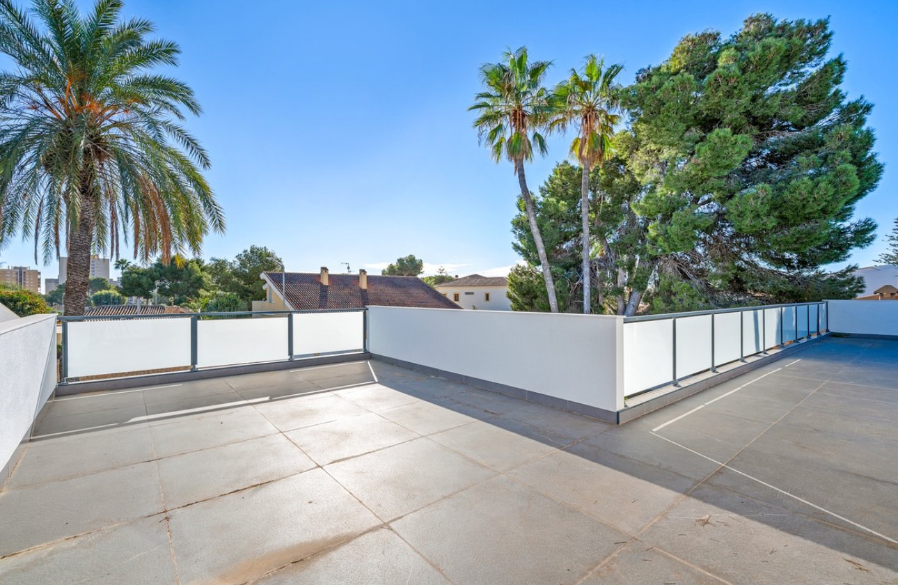 Használt ingatlanok - Villa -
Orihuela - Campoamor