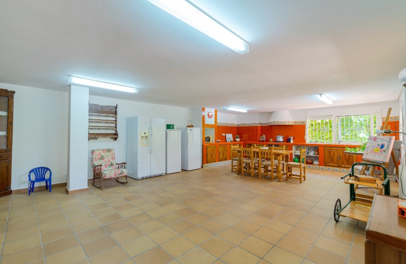 Használt ingatlanok - Villa -
Orihuela - Campoamor