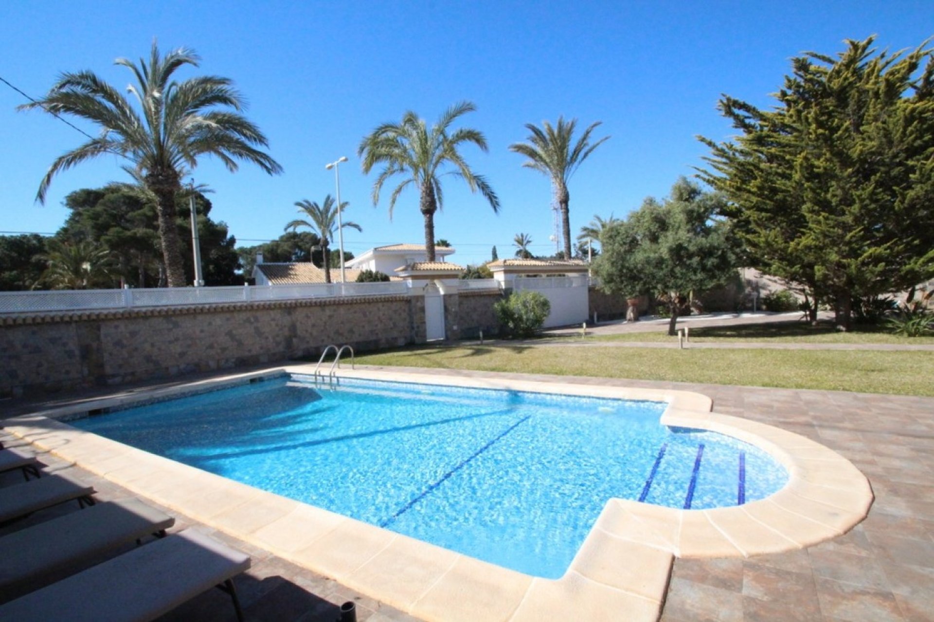 Használt ingatlanok - Villa -
Orihuela Costa - Cabo Roig
