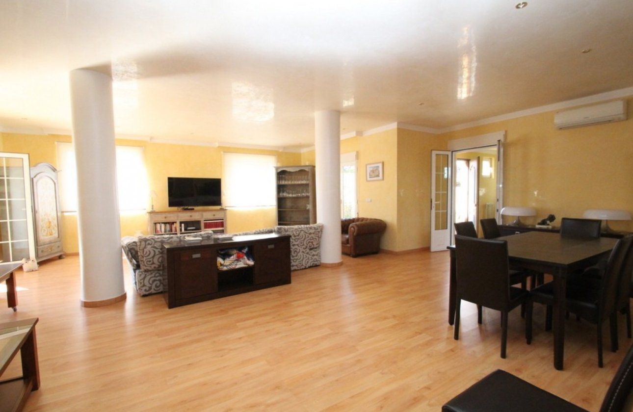 Használt ingatlanok - Villa -
Orihuela Costa - Cabo Roig