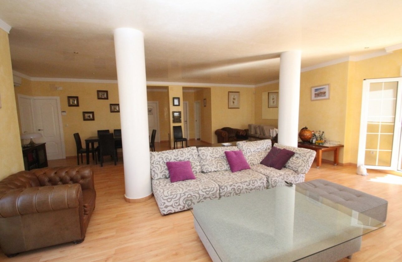 Használt ingatlanok - Villa -
Orihuela Costa - Cabo Roig