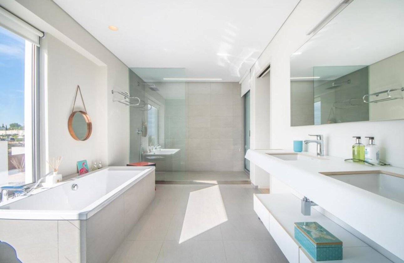 Használt ingatlanok - Villa -
Orihuela Costa - Las Colinas Golf