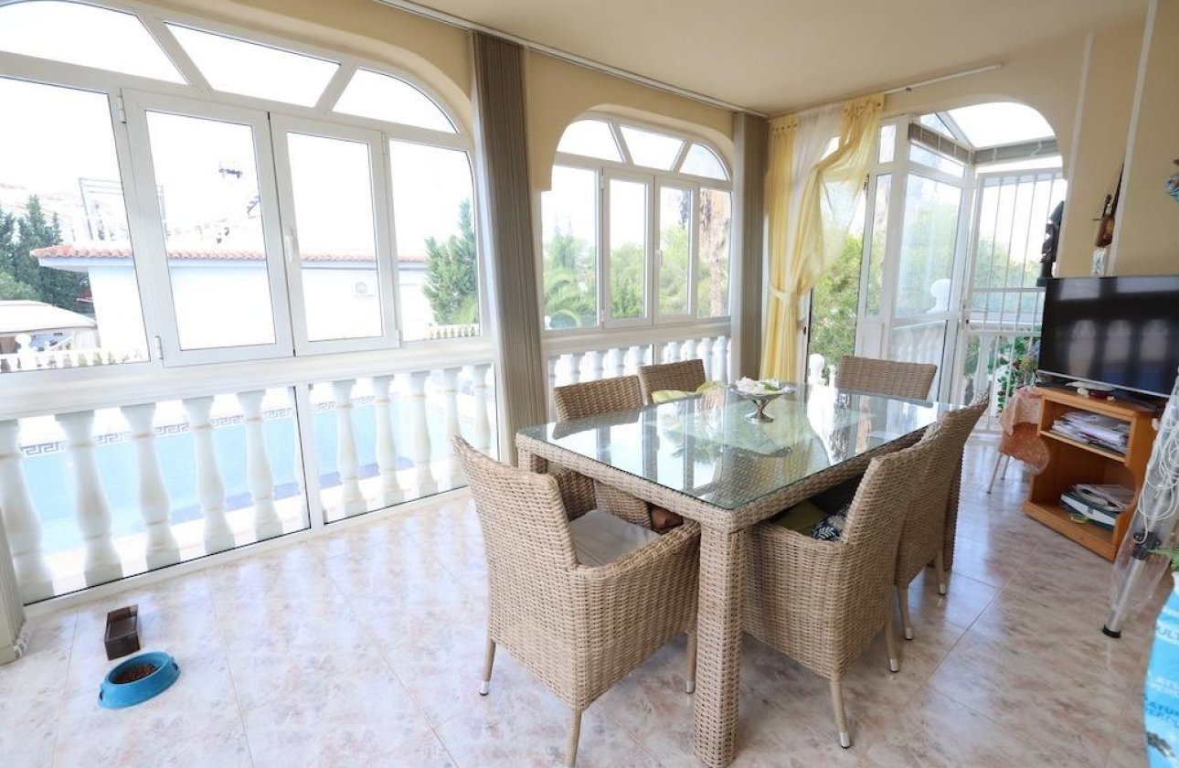 Használt ingatlanok - Villa -
Orihuela Costa - Villamartín-Las Filipinas