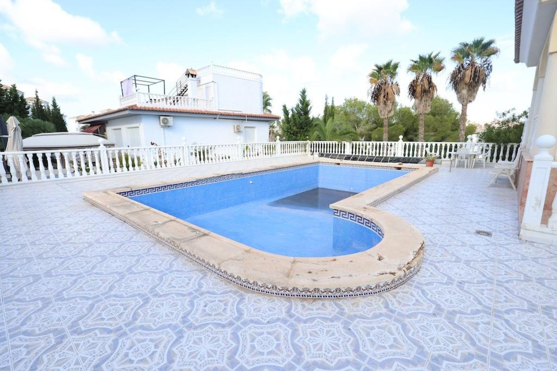 Használt ingatlanok - Villa -
Orihuela Costa - Villamartín-Las Filipinas