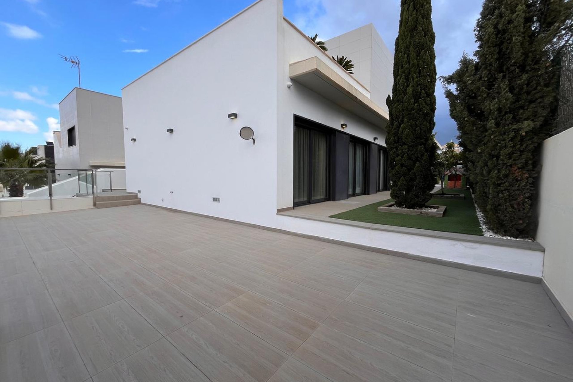 Használt ingatlanok - Villa -
Orihuela - Dehesa de Campoamor