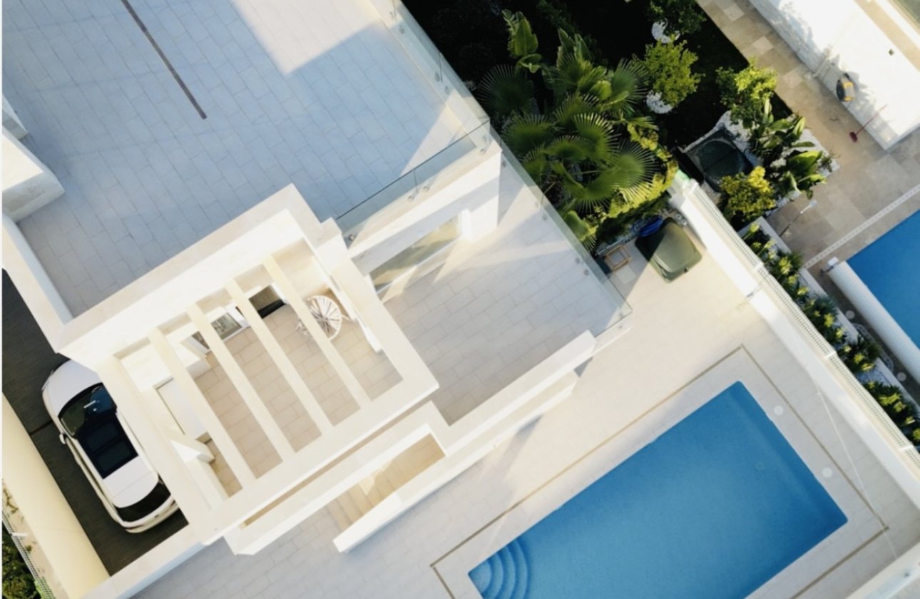 Használt ingatlanok - Villa -
Orihuela - La Zenia