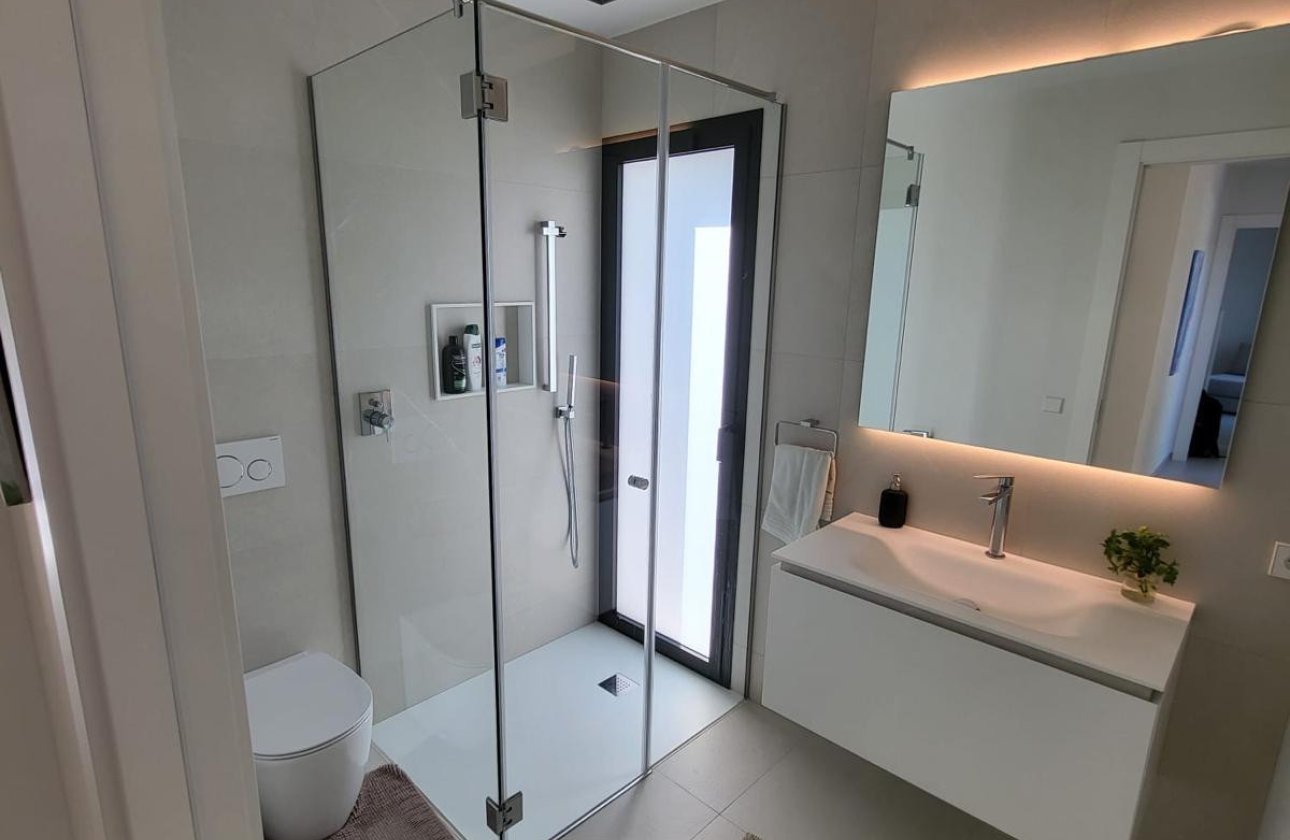 Használt ingatlanok - Villa -
Orihuela - Las Colinas Golf