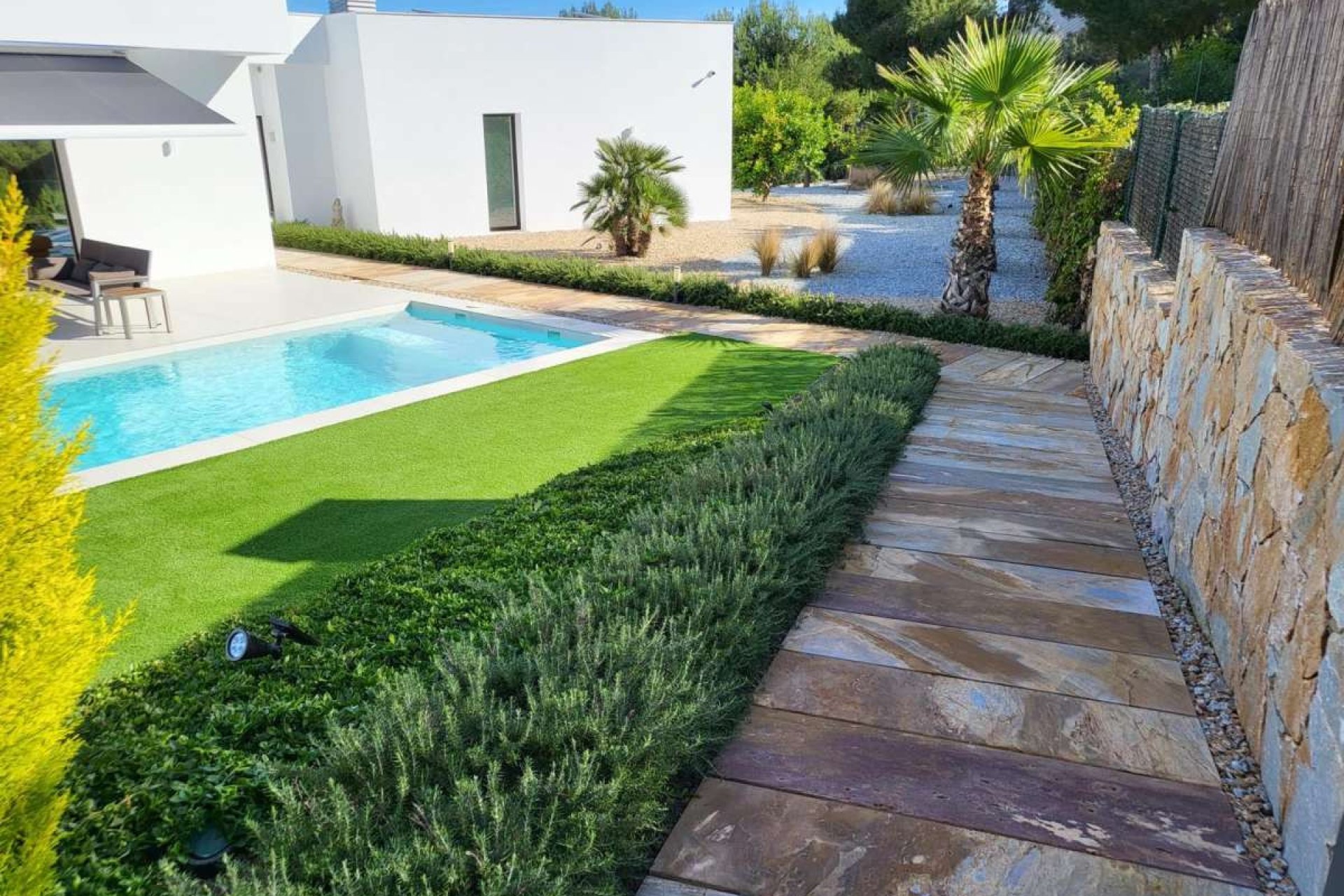 Használt ingatlanok - Villa -
Orihuela - Las Colinas Golf