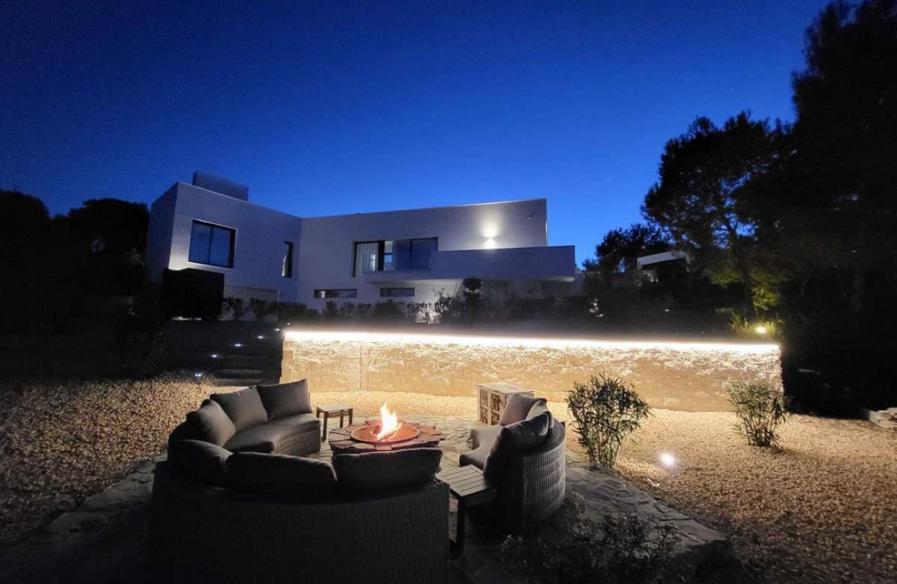 Használt ingatlanok - Villa -
Orihuela - Las Colinas Golf