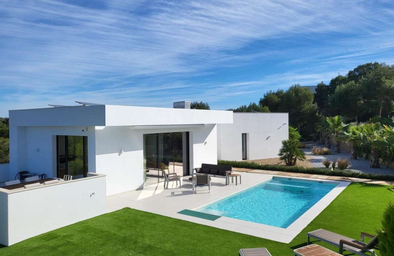 Használt ingatlanok - Villa -
Orihuela - Las Colinas Golf