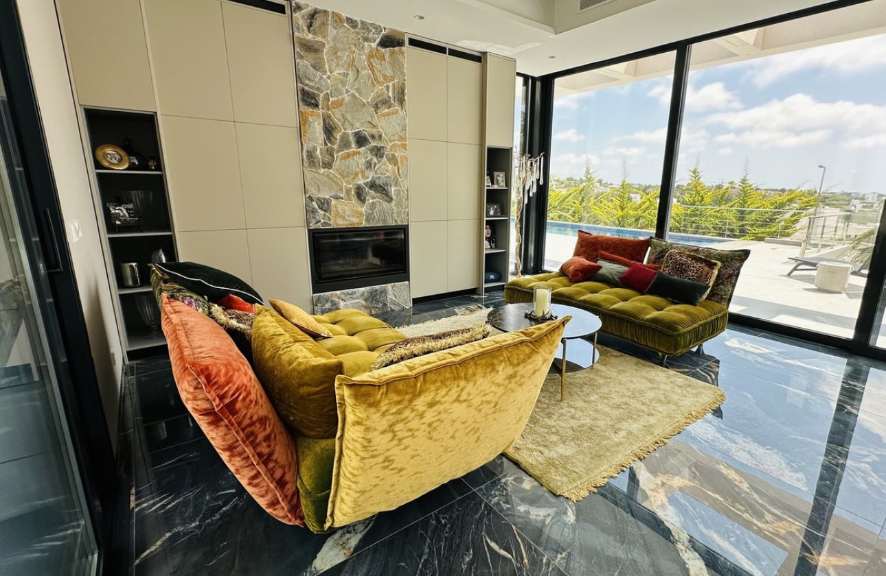 Használt ingatlanok - Villa -
Orihuela - Las Colinas Golf