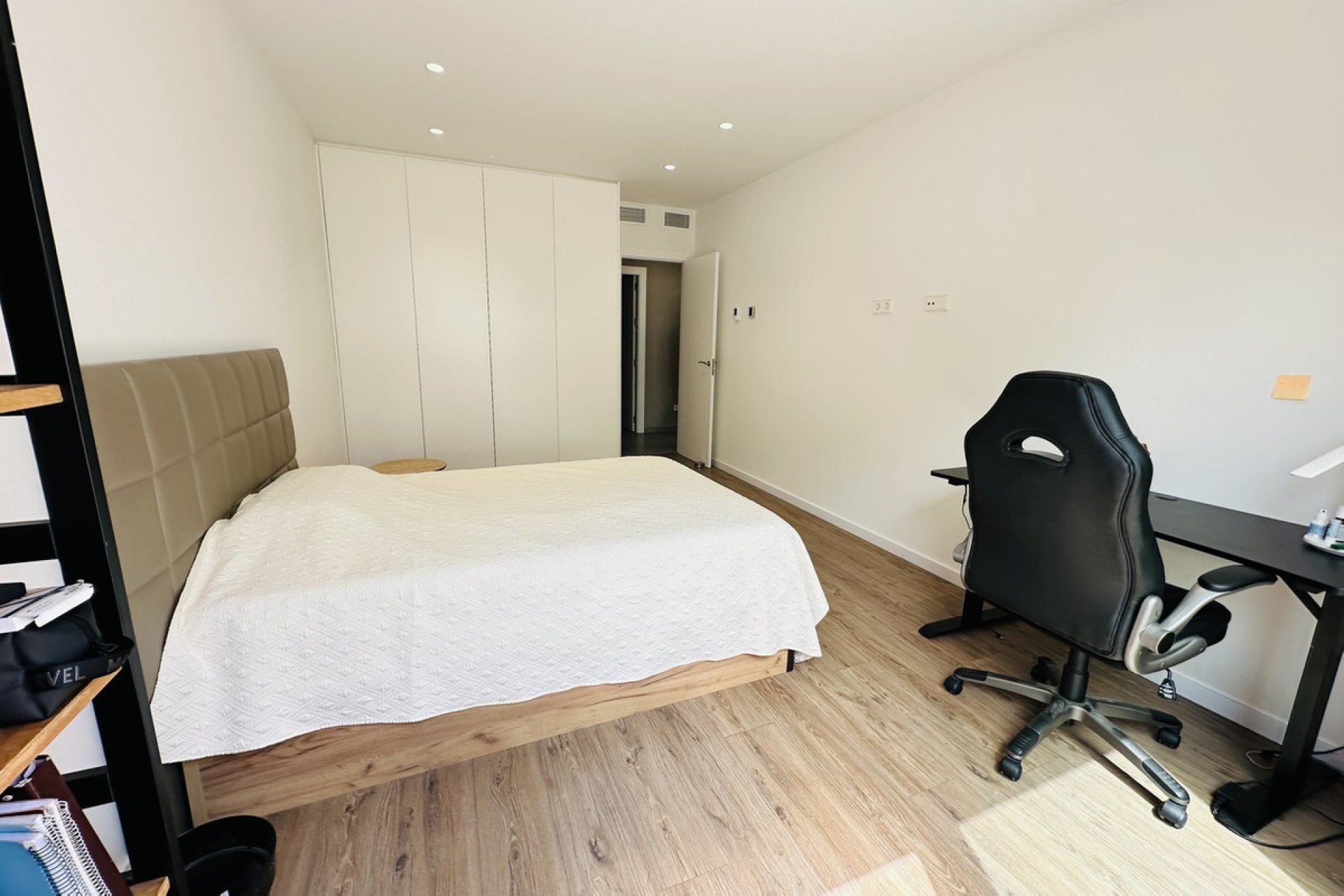 Használt ingatlanok - Villa -
Orihuela - Las Colinas Golf