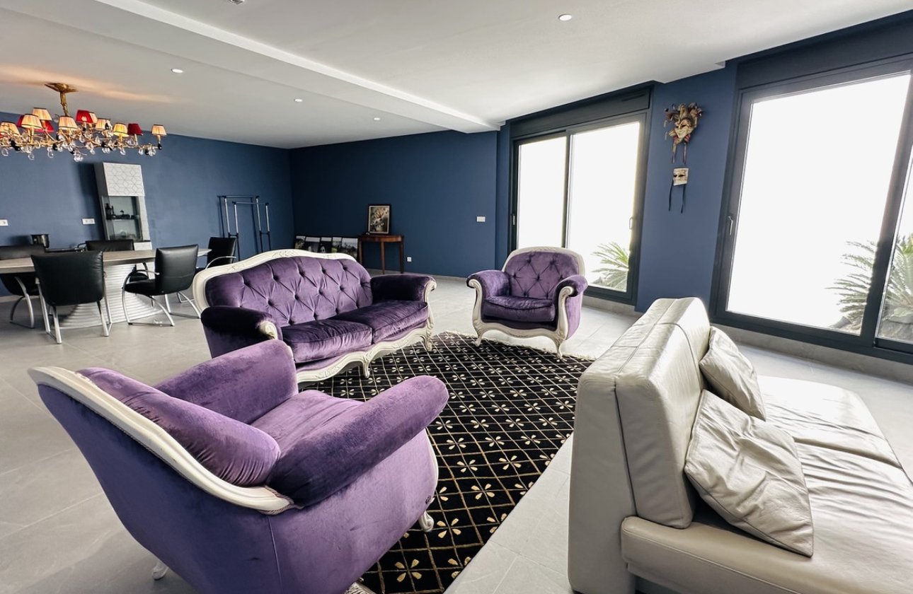 Használt ingatlanok - Villa -
Orihuela - Las Colinas Golf