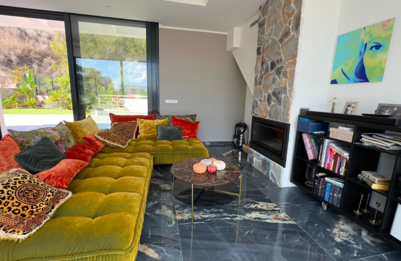 Használt ingatlanok - Villa -
Orihuela - Las Colinas Golf