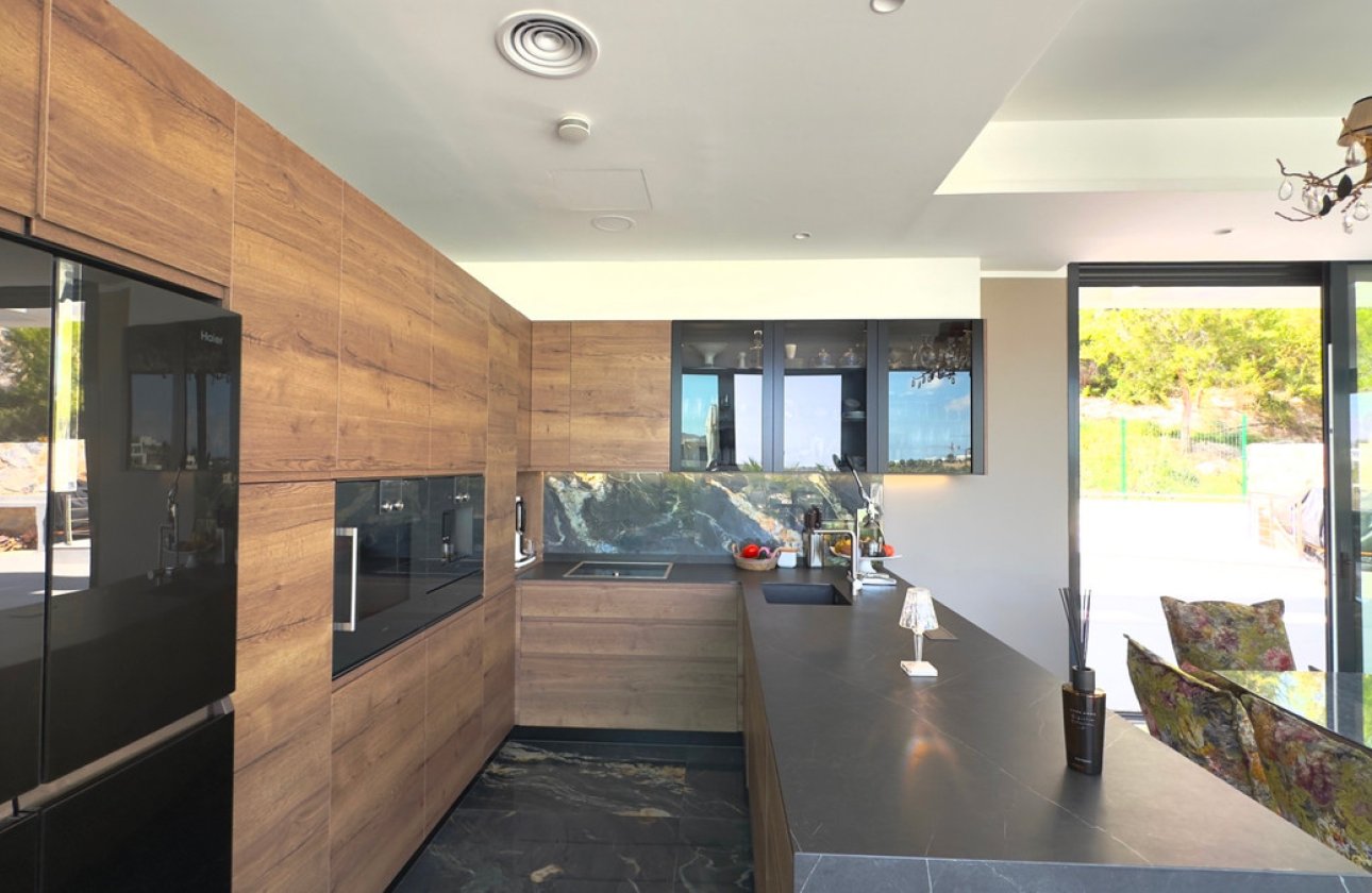 Használt ingatlanok - Villa -
Orihuela - Las Colinas Golf