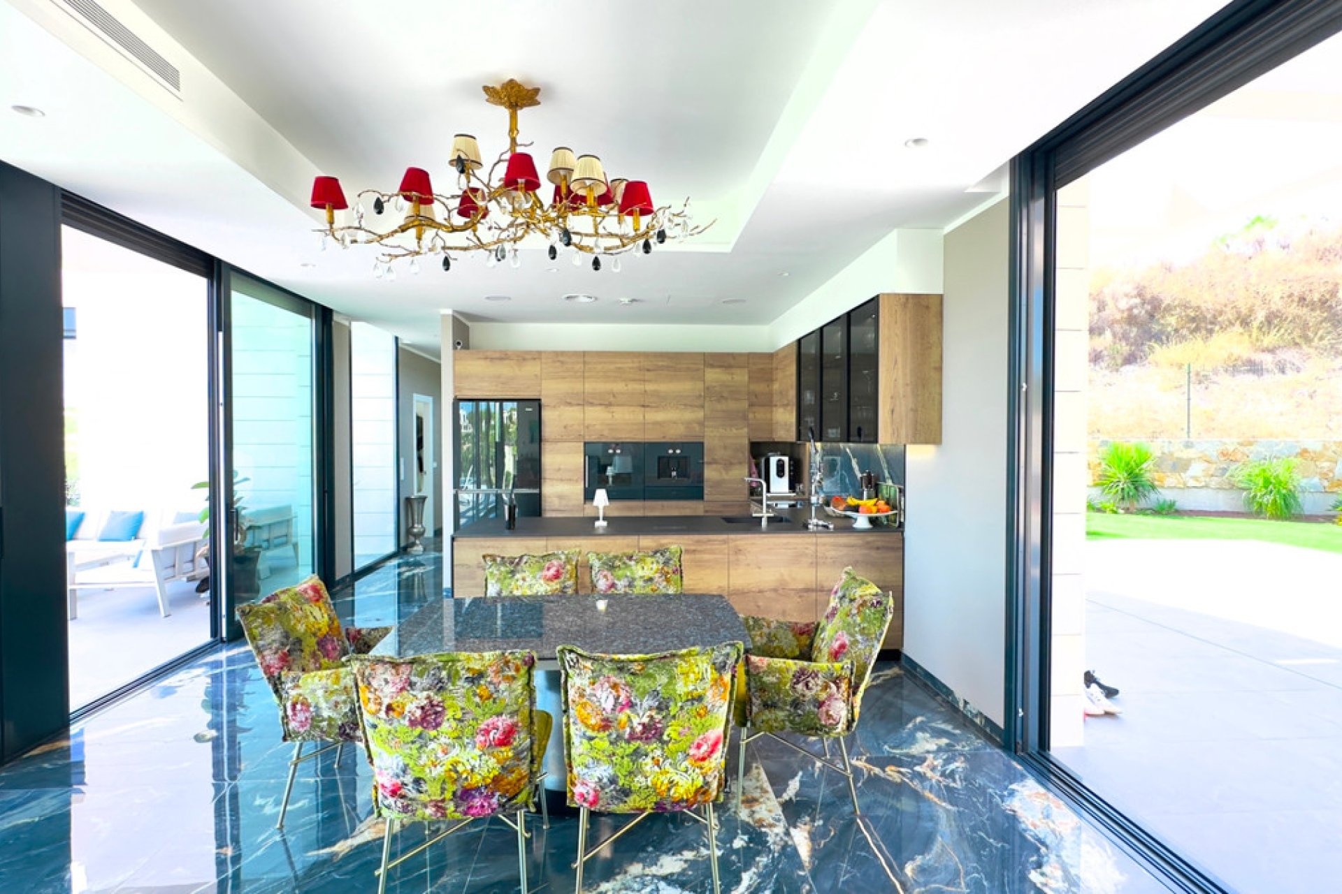 Használt ingatlanok - Villa -
Orihuela - Las Colinas Golf