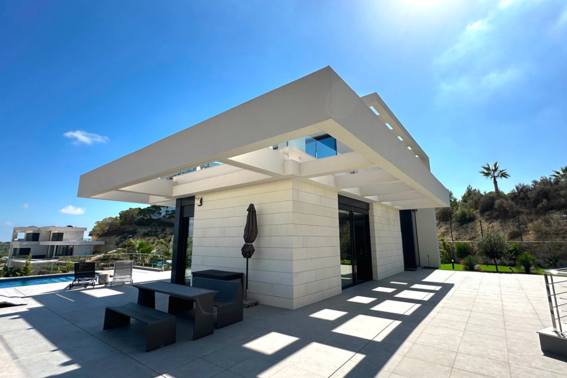 Használt ingatlanok - Villa -
Orihuela - Las Colinas Golf