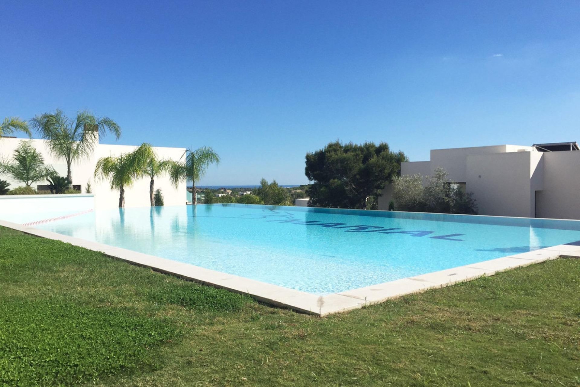 Használt ingatlanok - Villa -
Orihuela - Las Colinas Golf