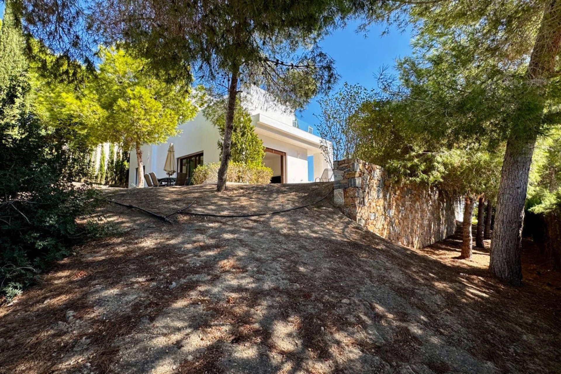 Használt ingatlanok - Villa -
Orihuela - Las Colinas Golf