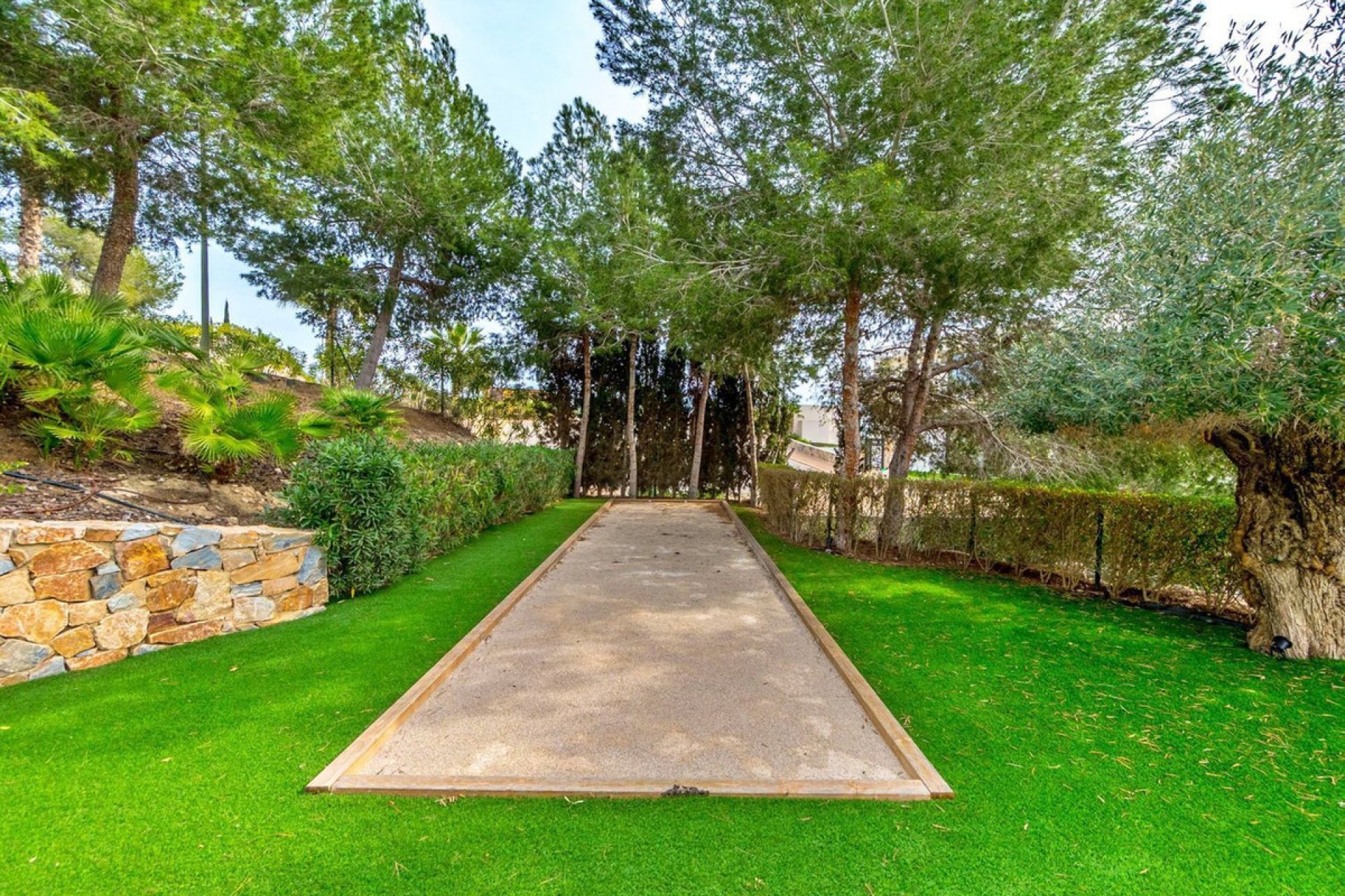 Használt ingatlanok - Villa -
Orihuela - Las Colinas Golf