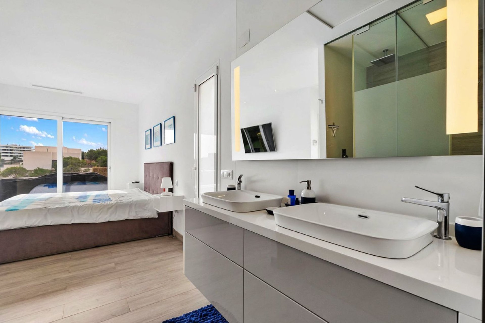 Használt ingatlanok - Villa -
Orihuela - Las Colinas Golf