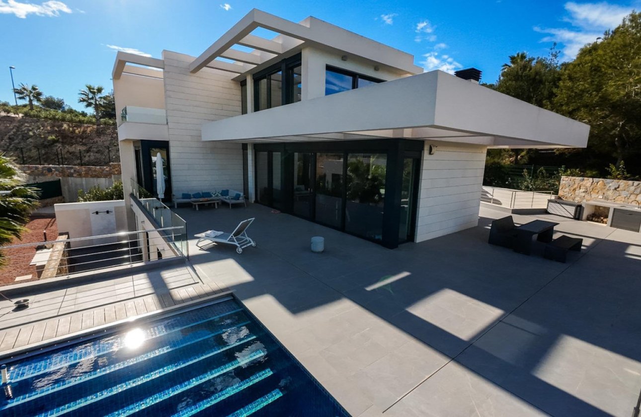 Használt ingatlanok - Villa -
Orihuela - Las Colinas Golf