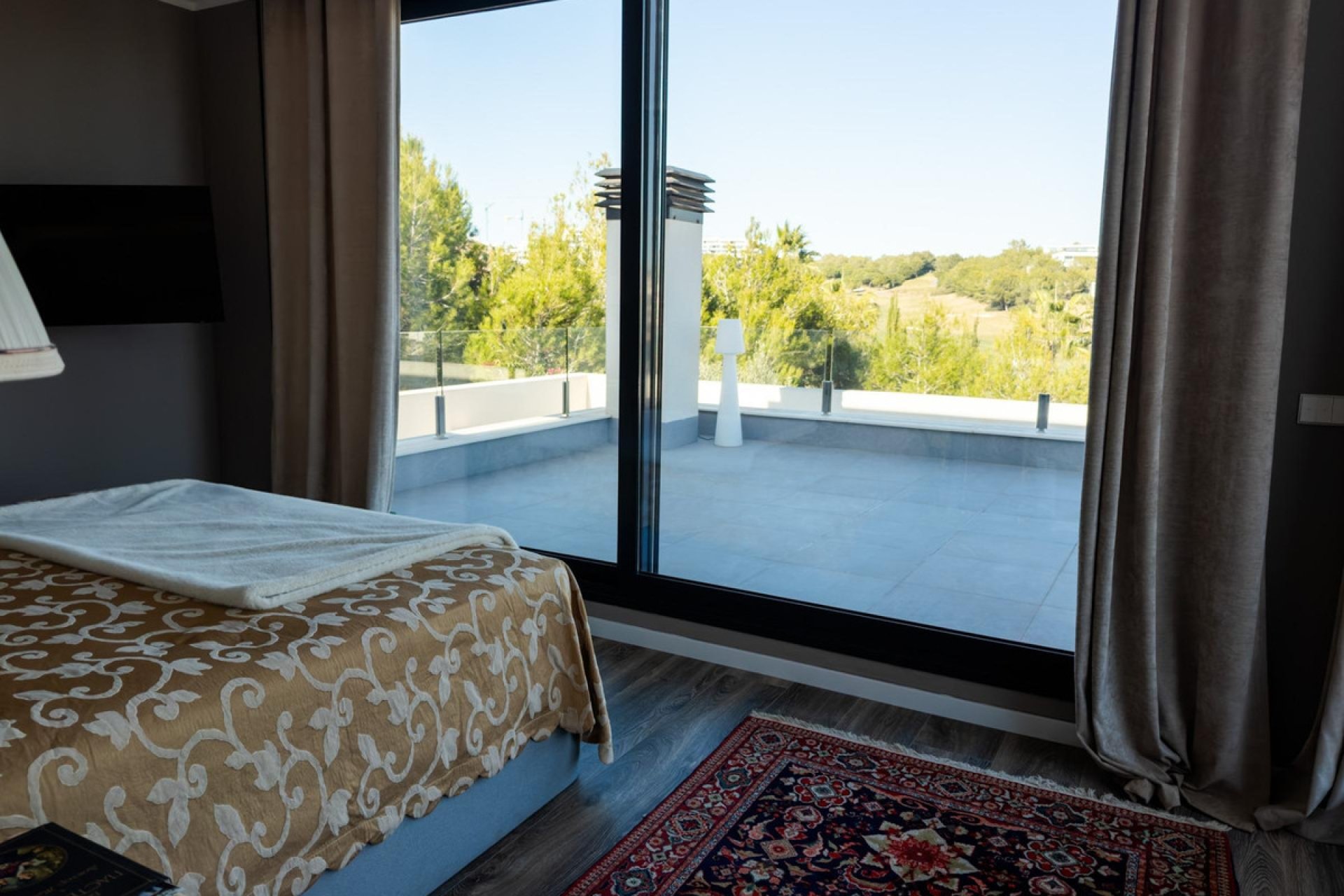 Használt ingatlanok - Villa -
Orihuela - Las Colinas Golf