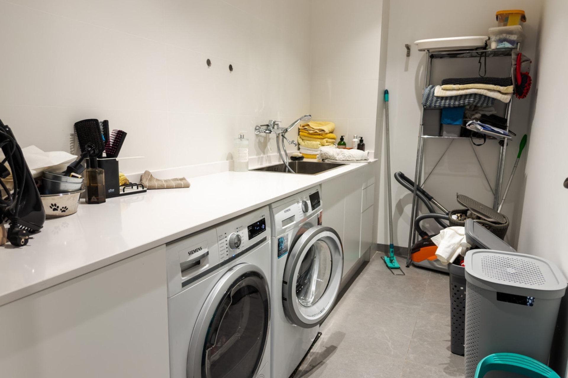 Használt ingatlanok - Villa -
Orihuela - Las Colinas Golf