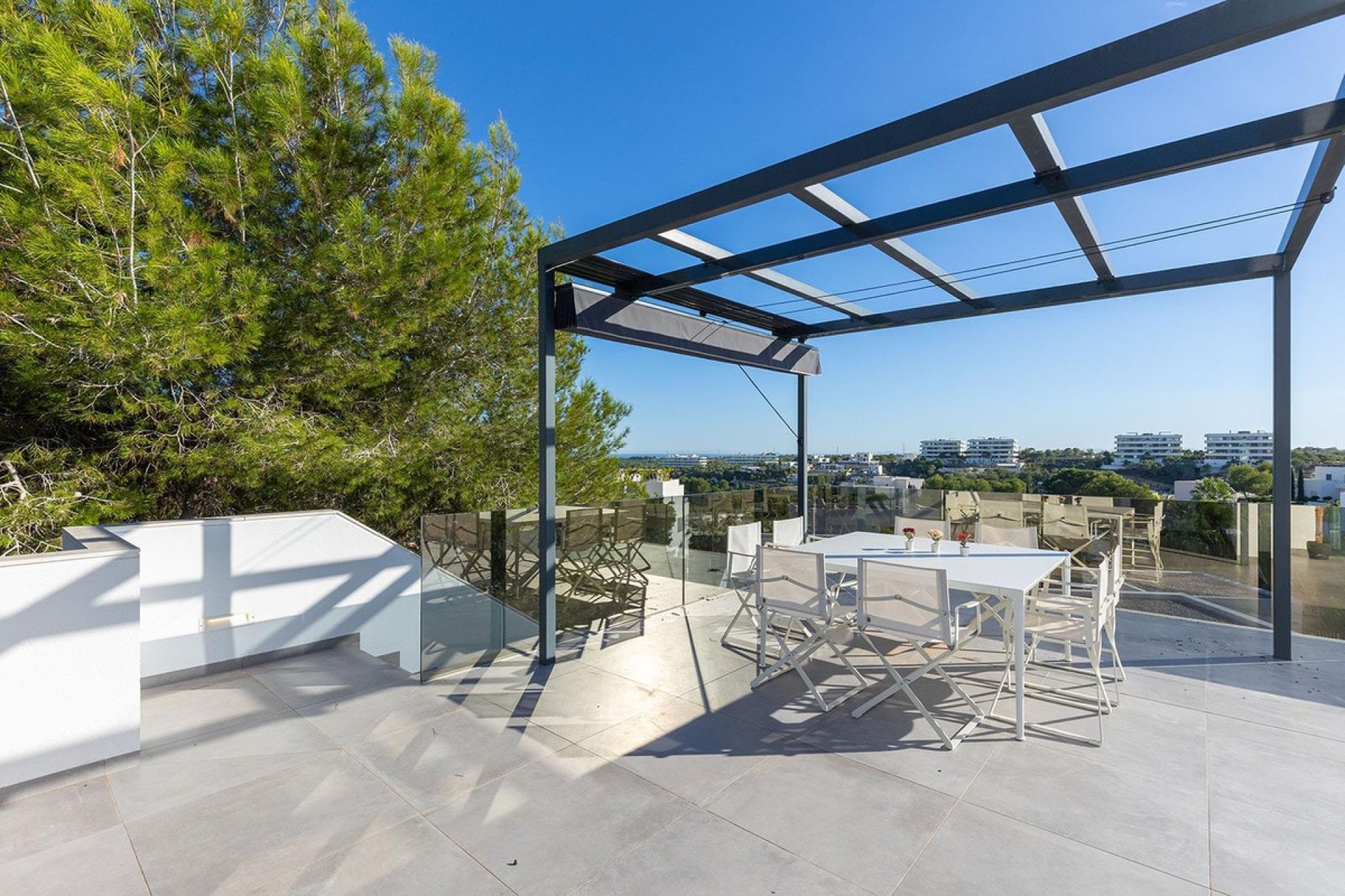 Használt ingatlanok - Villa -
Orihuela - Las Colinas Golf