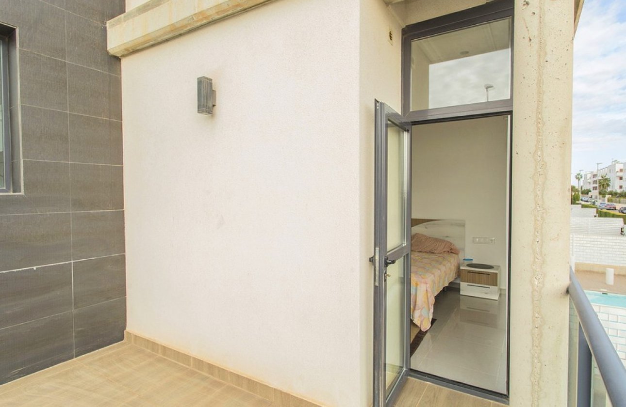 Használt ingatlanok - Villa -
Orihuela - Lomas de Cabo Roig