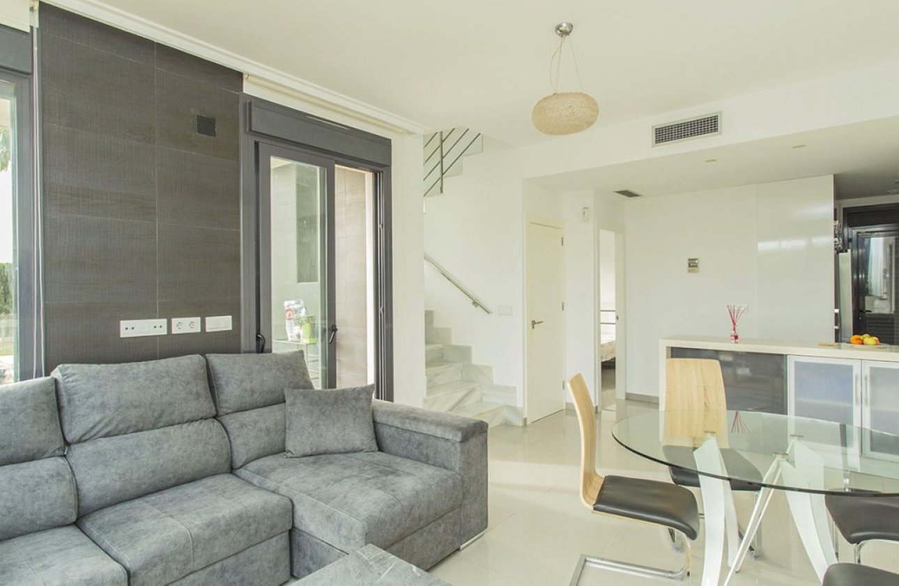 Használt ingatlanok - Villa -
Orihuela - Lomas de Cabo Roig