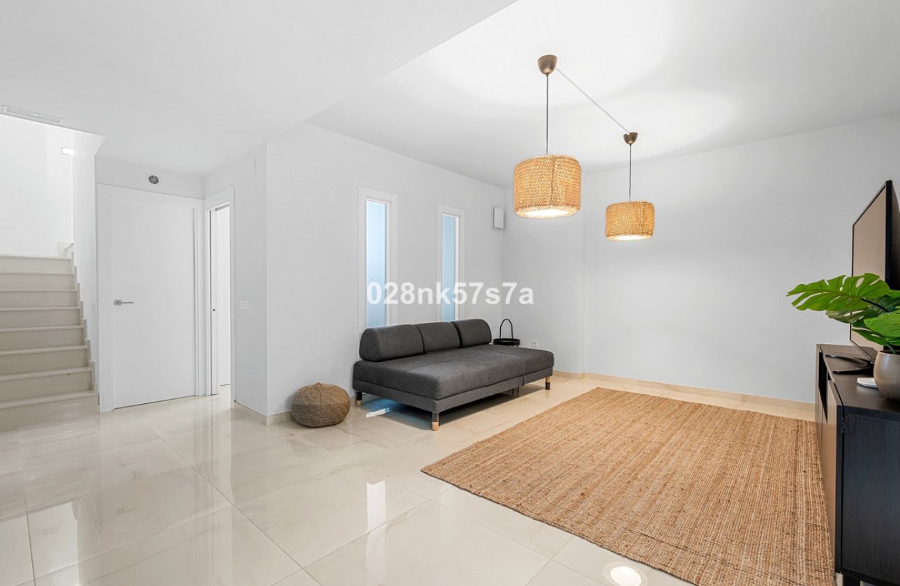 Használt ingatlanok - Villa -
Orihuela - Lomas de Cabo Roig