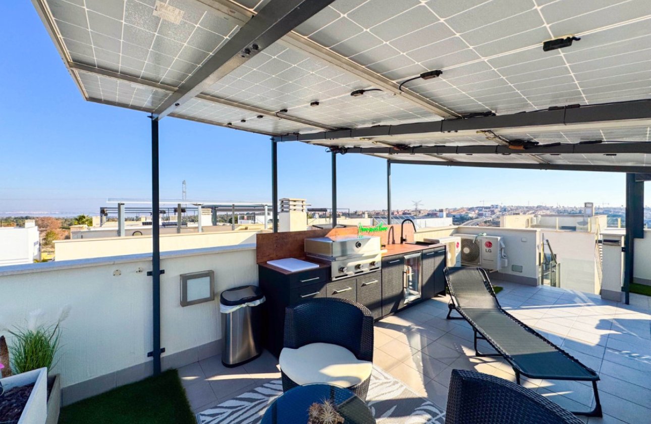 Használt ingatlanok - Villa -
Orihuela - Los Altos