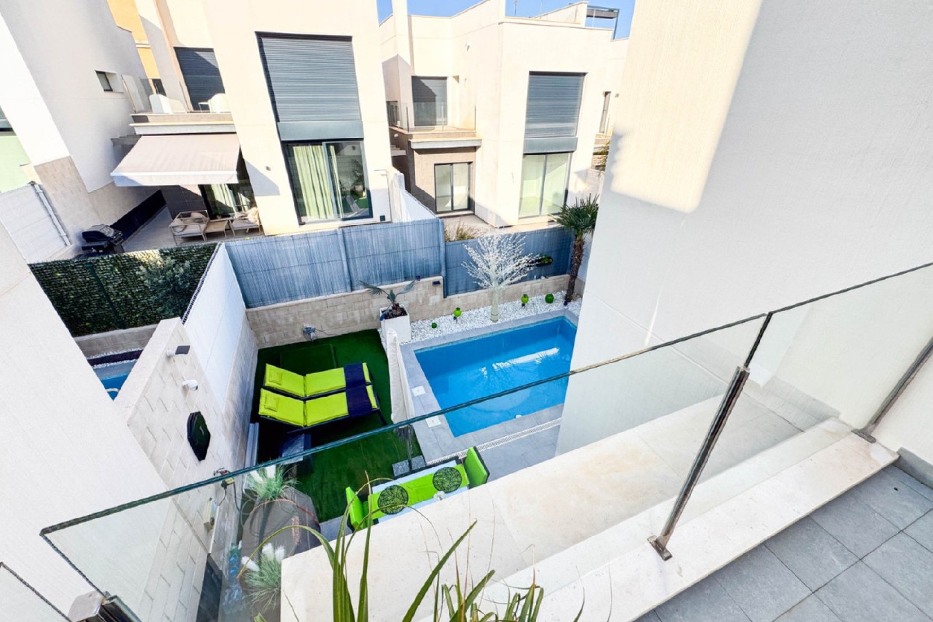 Használt ingatlanok - Villa -
Orihuela - Los Altos