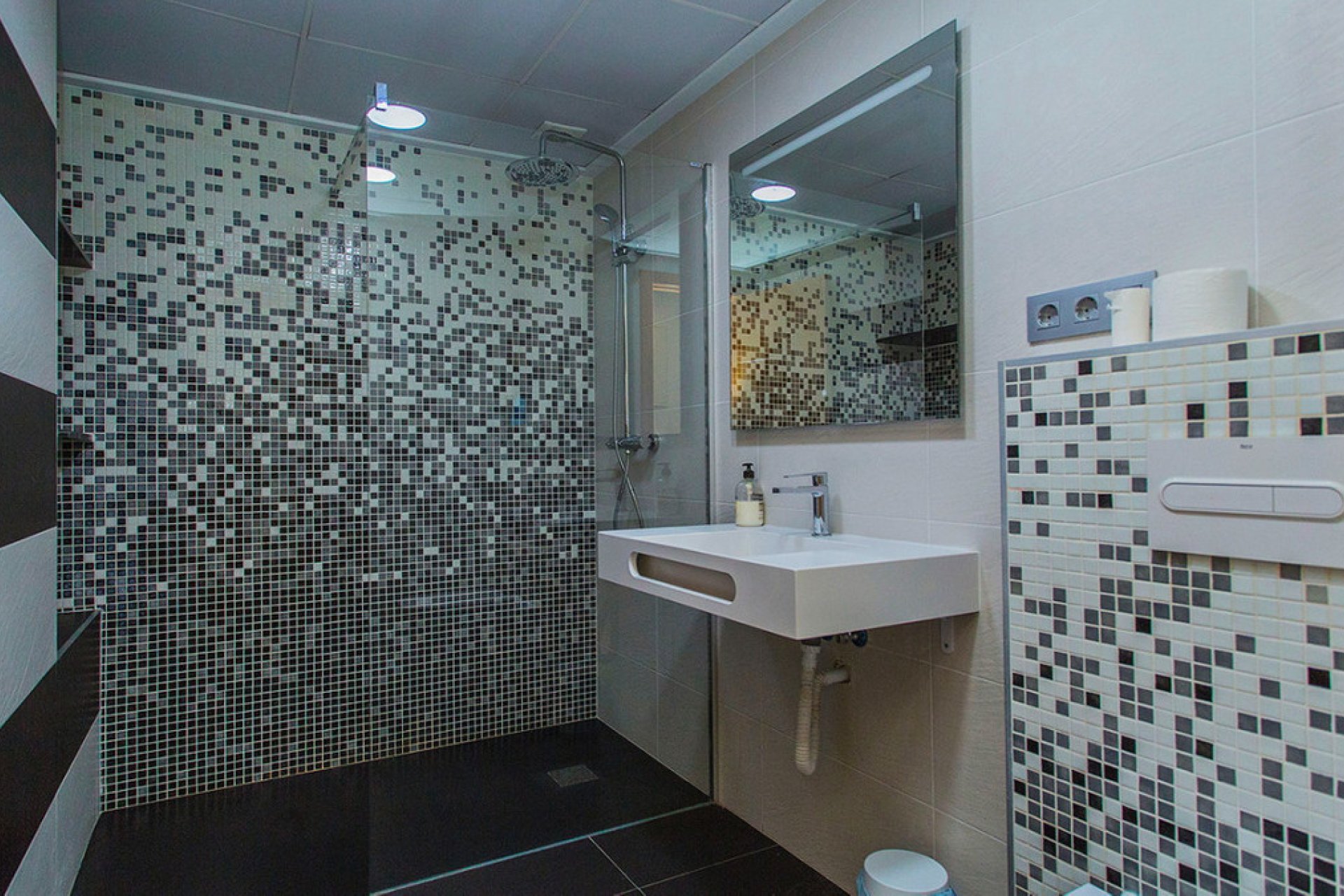 Használt ingatlanok - Villa -
Orihuela - Los Balcones