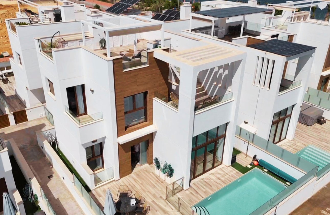 Használt ingatlanok - Villa -
Orihuela - Los Balcones