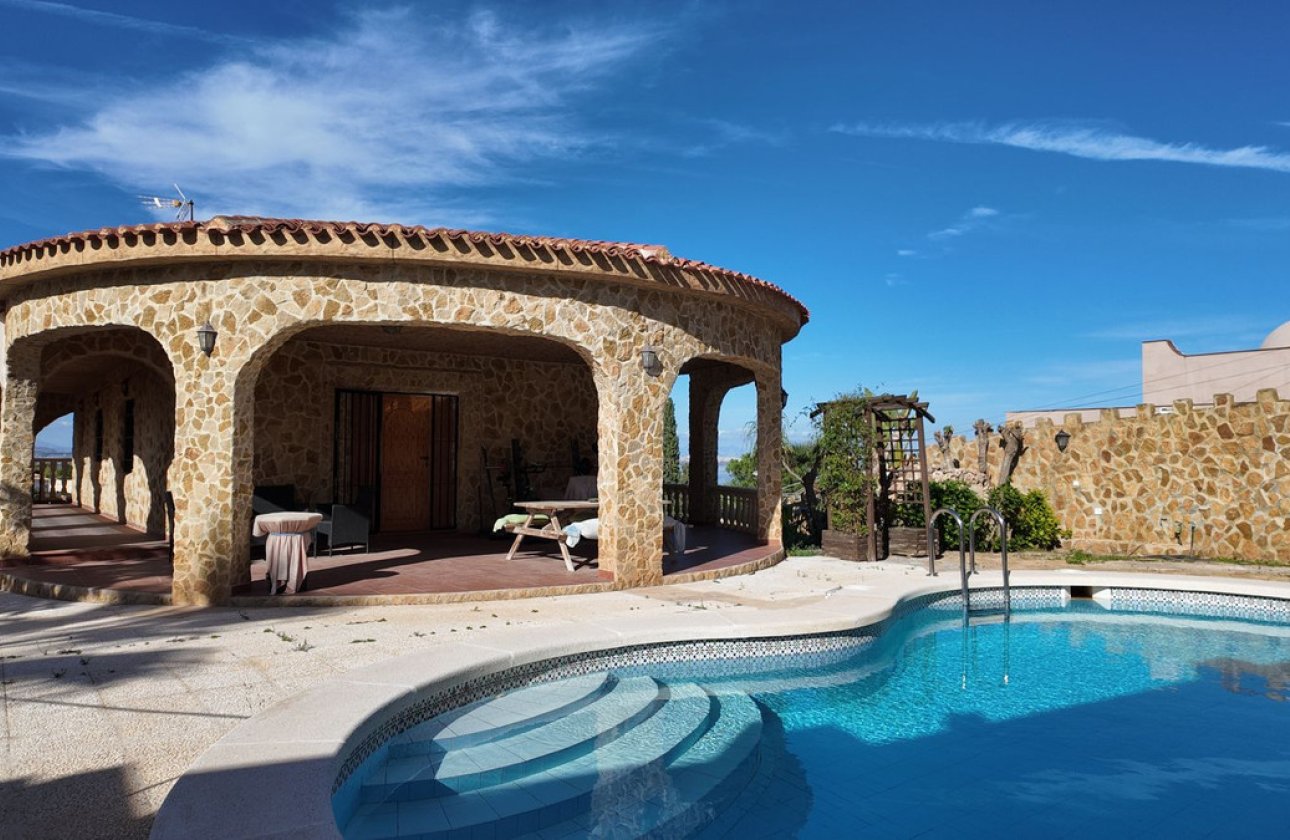 Használt ingatlanok - Villa -
Orihuela - Los Balcones