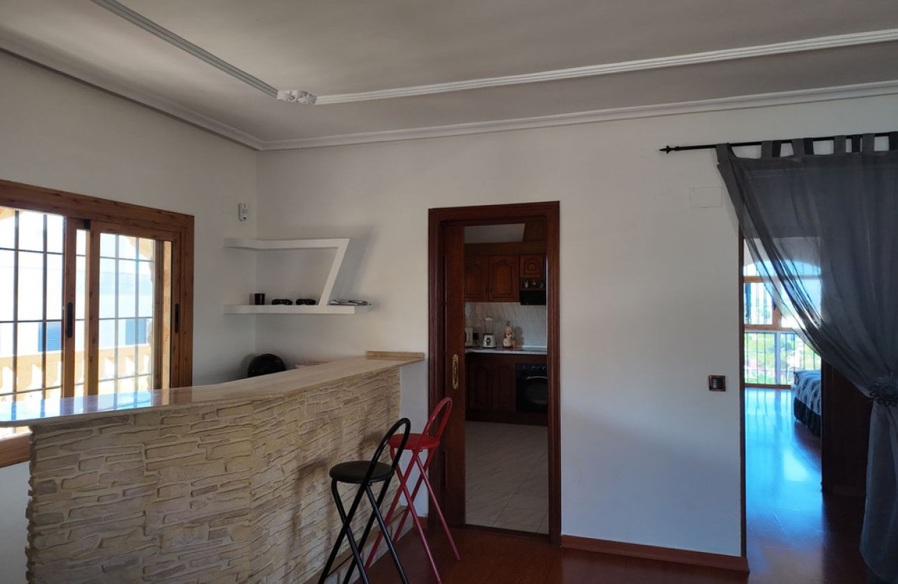 Használt ingatlanok - Villa -
Orihuela - Los Balcones