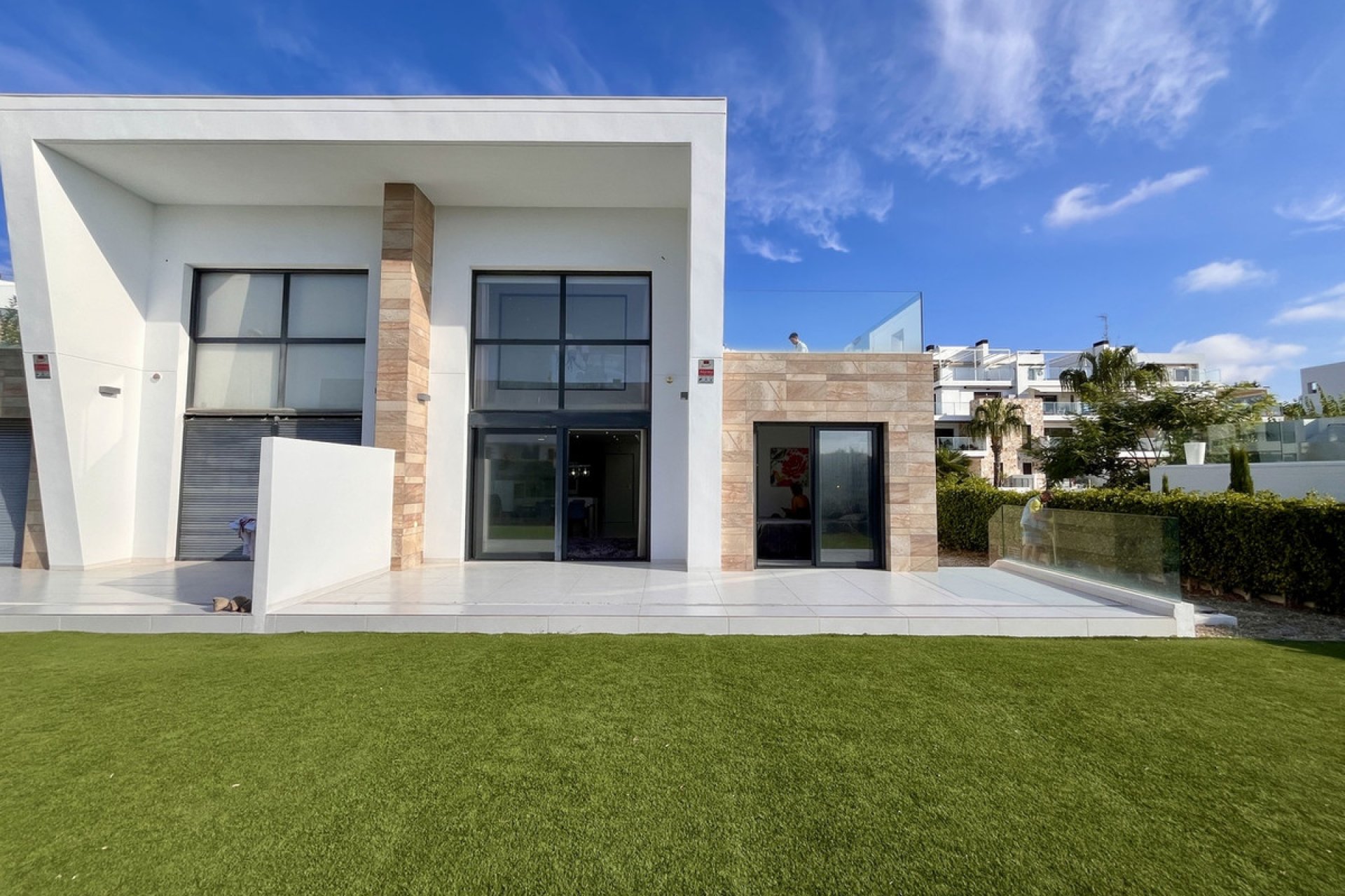 Használt ingatlanok - Villa -
Orihuela - Los Dolses