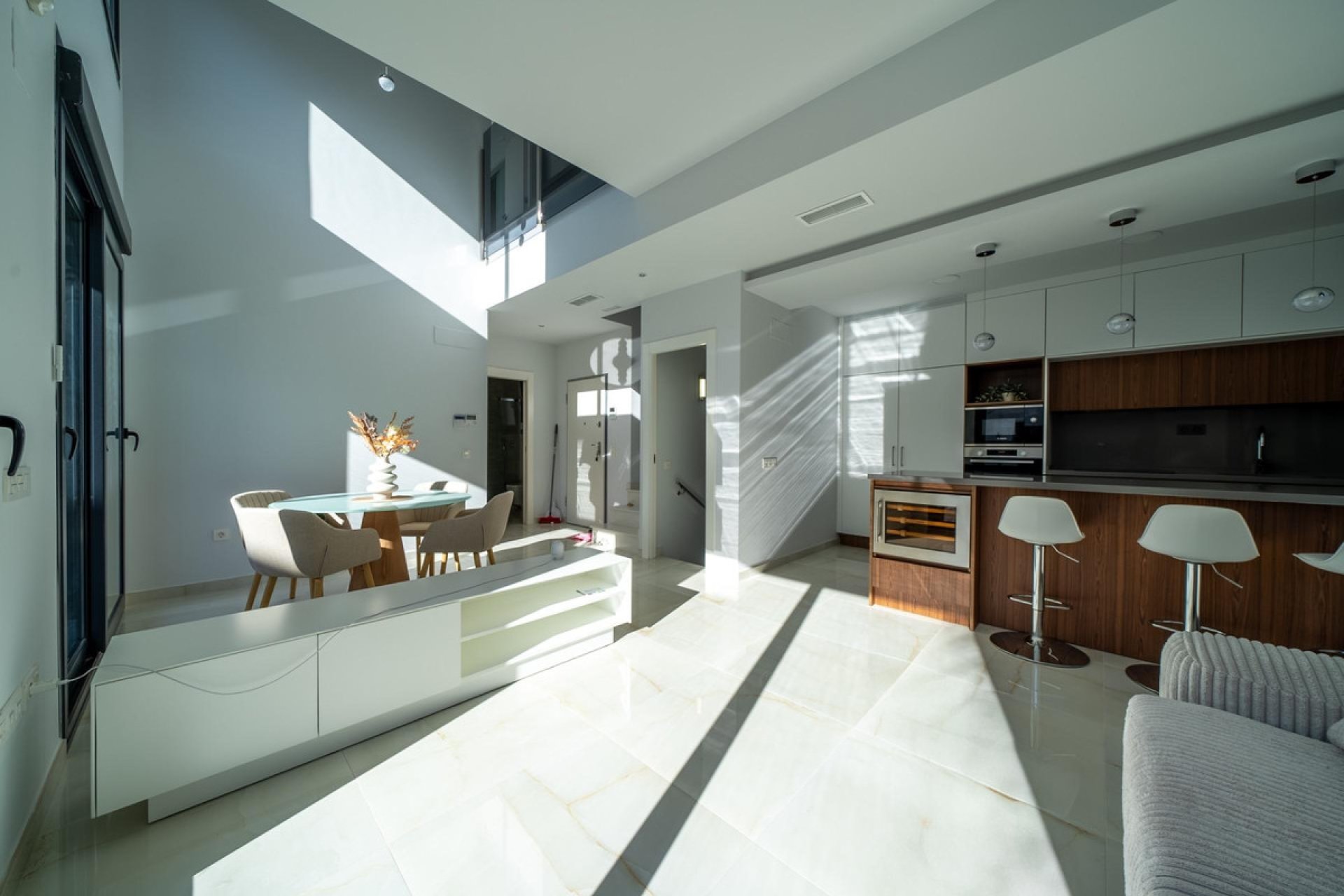 Használt ingatlanok - Villa -
Orihuela - Orihuela Costa