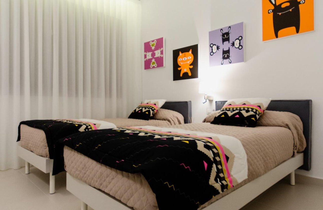 Használt ingatlanok - Villa -
Orihuela - Orihuela Costa