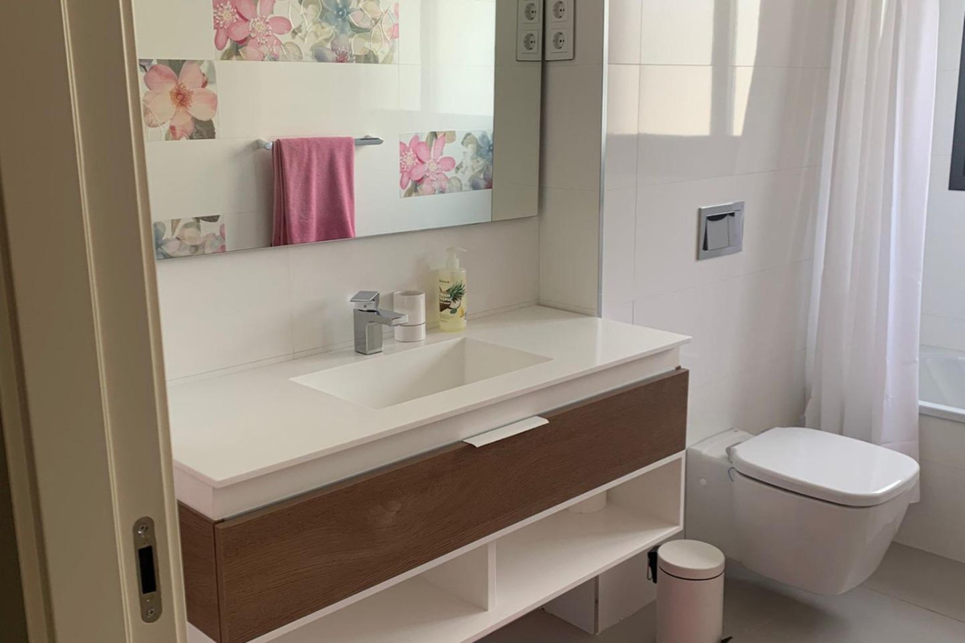 Használt ingatlanok - Villa -
Orihuela - Orihuela Costa