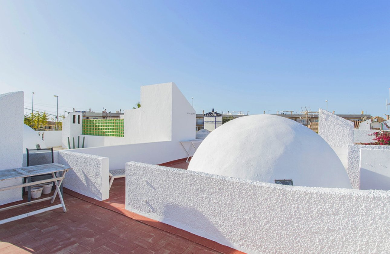 Használt ingatlanok - Villa -
Orihuela - Orihuela Costa