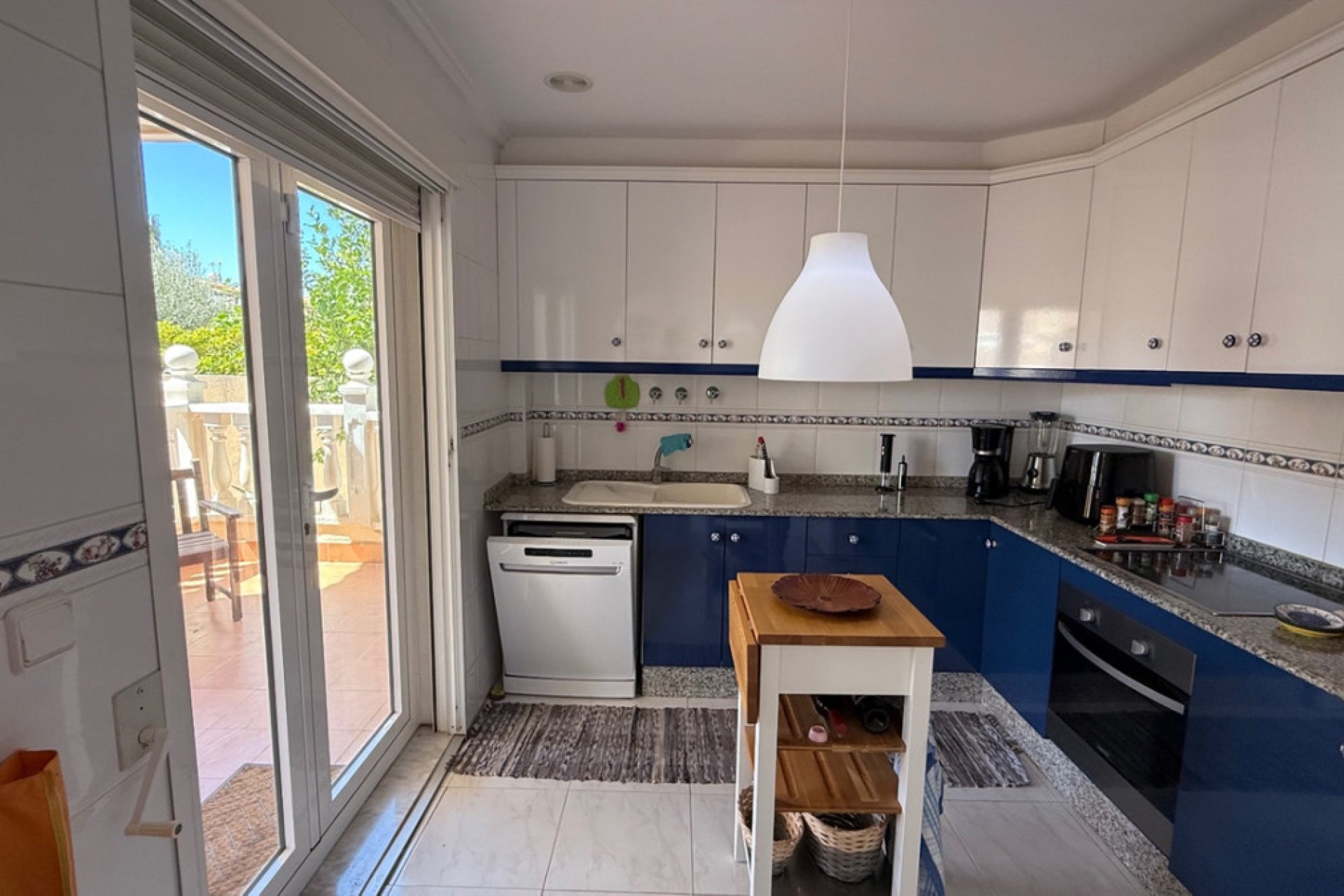 Használt ingatlanok - Villa -
Orihuela - Orihuela Costa