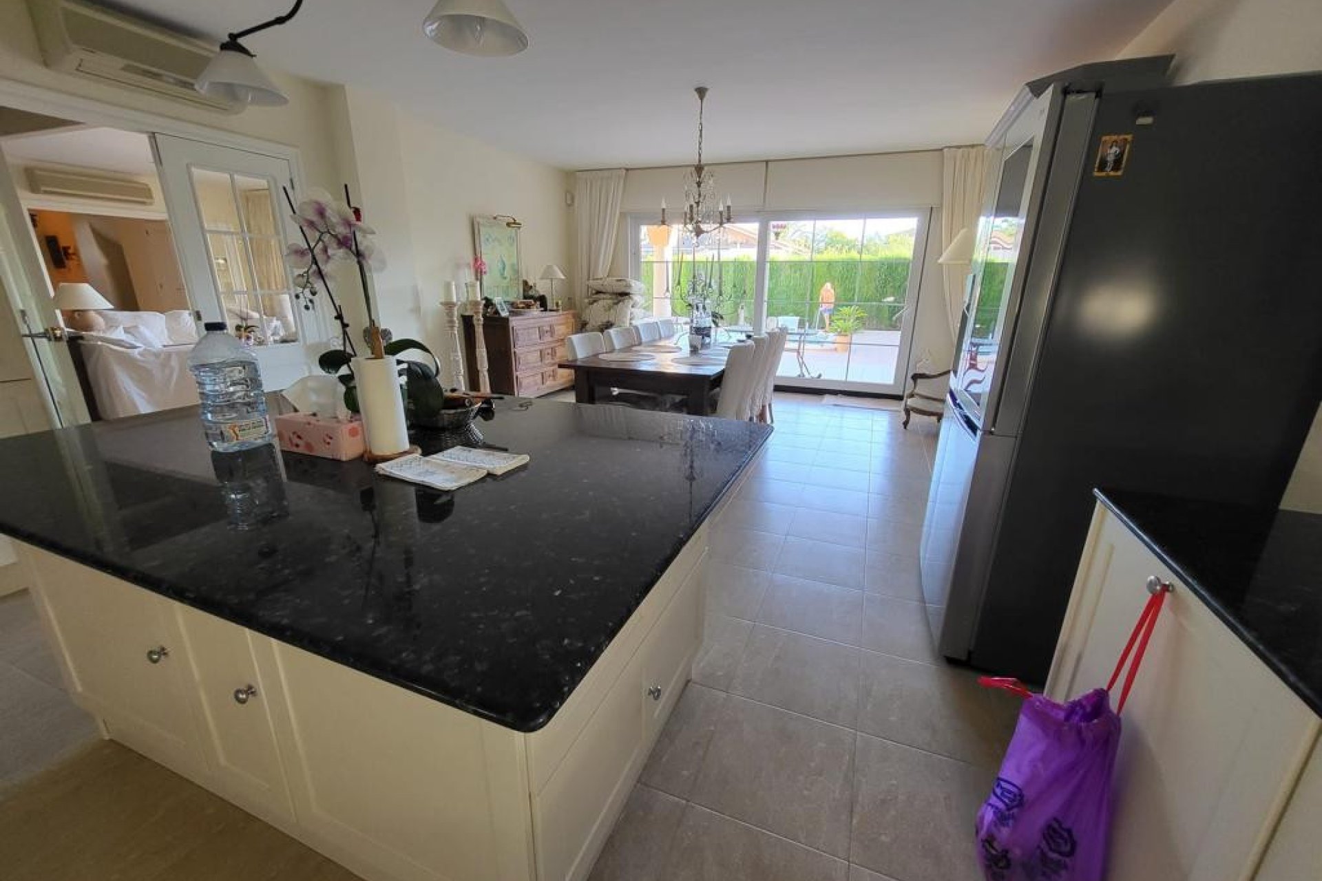 Használt ingatlanok - Villa -
Orihuela - Playa Flamenca